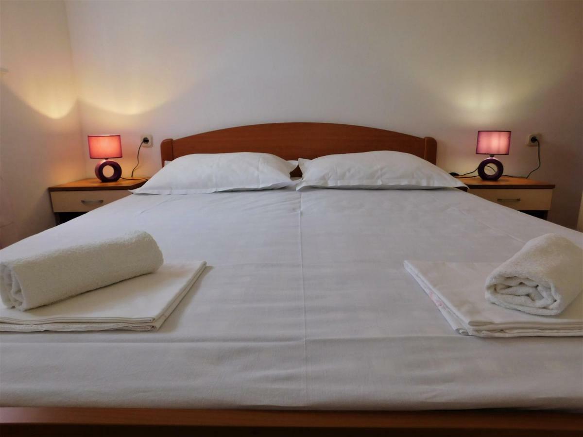 Charming Apartment Karlo เบทินา ภายนอก รูปภาพ